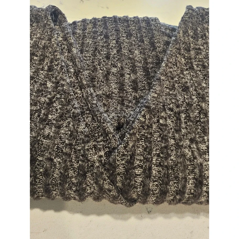 Womens szL EXPRESS Gray Textured Ribbed Deep V Neck Long Sleeve Sweater Top Fall
